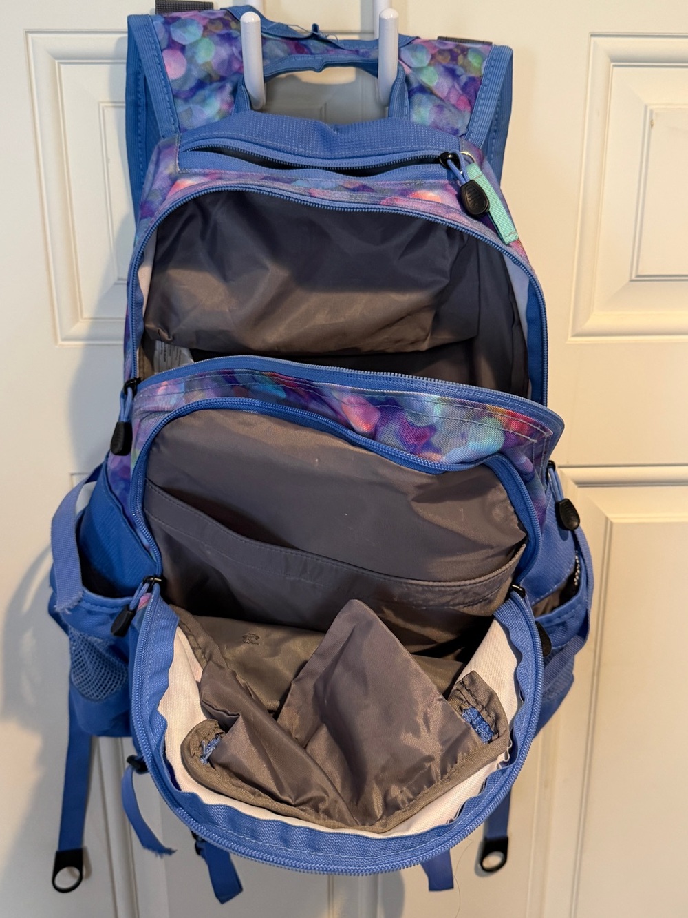 High Sierra Lavender Blue Patterned Backpack - Picture 3 of 3